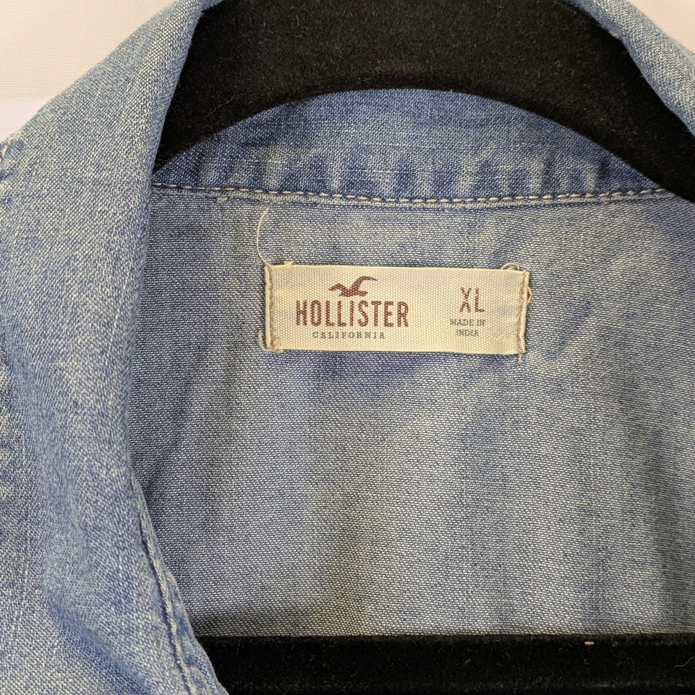 Hollister Light Blue Denim Shirt - Picture 3 of 7